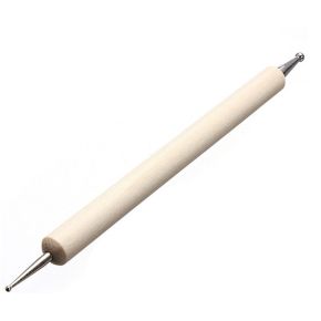Instrument punctator unghii din lemn